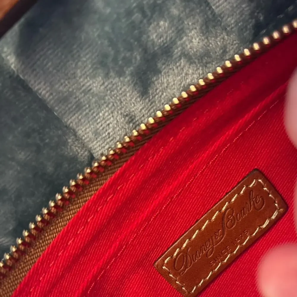 Dooney & Bourke classic versatile